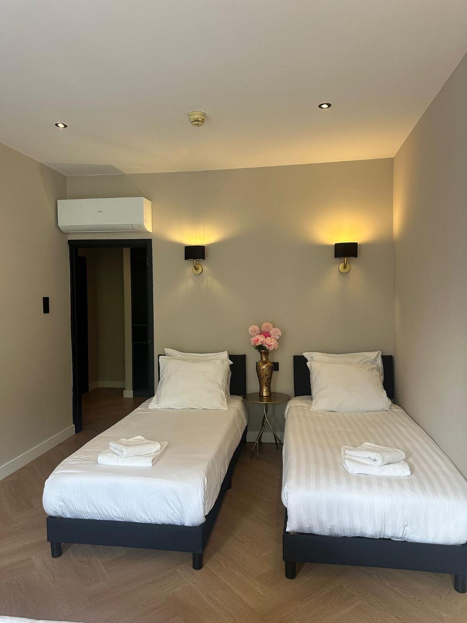 Hotel 83 Amszterdam Kültér fotó